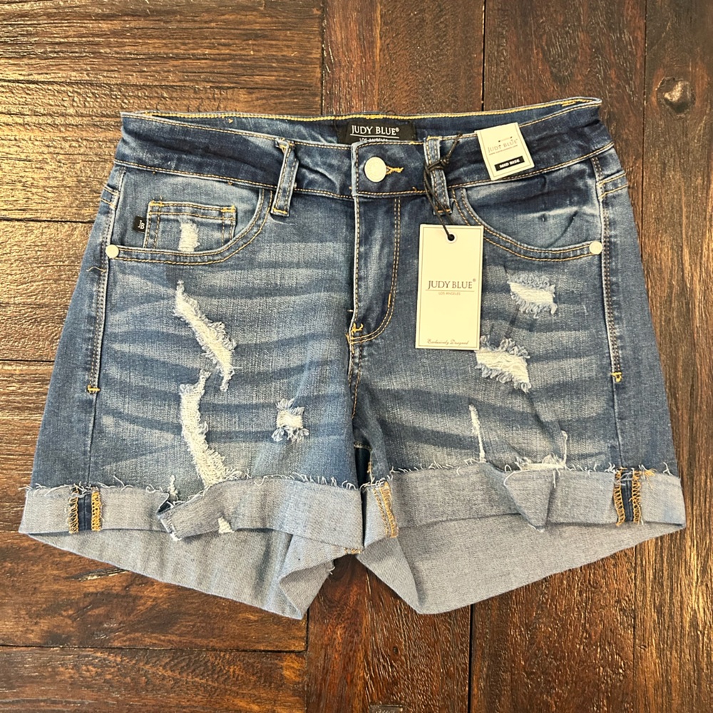 Judy Blue Distressed Medium Wash Blue Jeans